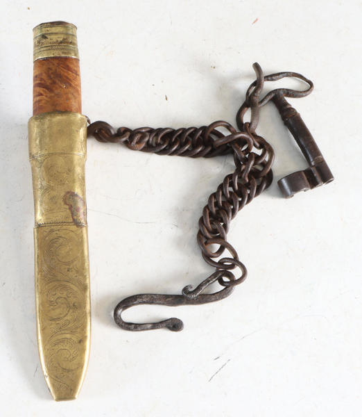 Kniv med kjede, 1800 t.