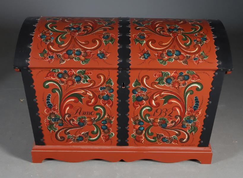 Rosemalt kiste, 1982