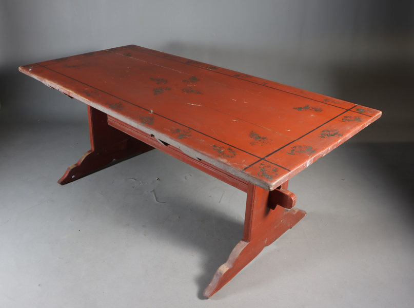 Rødmalt bord, 1800 t.
