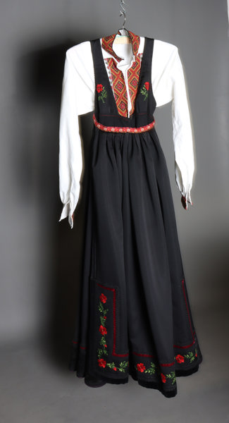Bunad, beltestakk. Almankaas