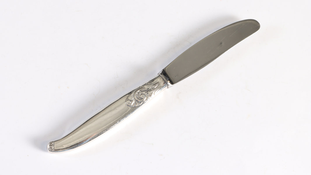 6 kniver, Telesølv. L: 21 cm.