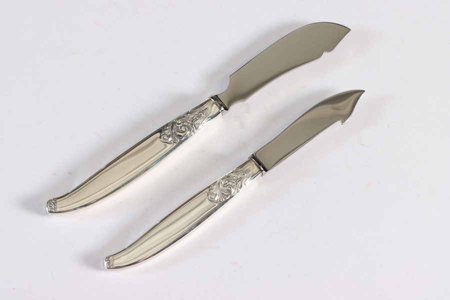 12 ostekniver og fiskekniv, Telesølv.