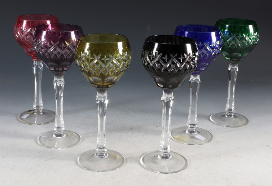 6 vinglass m/farget klokke.