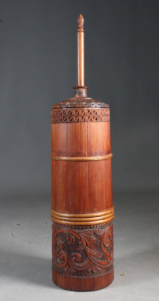 Utskåret smørkinne