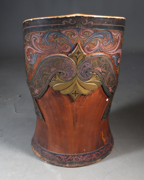 Utskåret og rosemalt kubbestol, 1800 t.