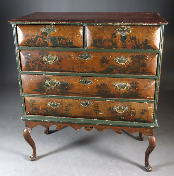 Rikt dekorert dragkiste, 1700 t.