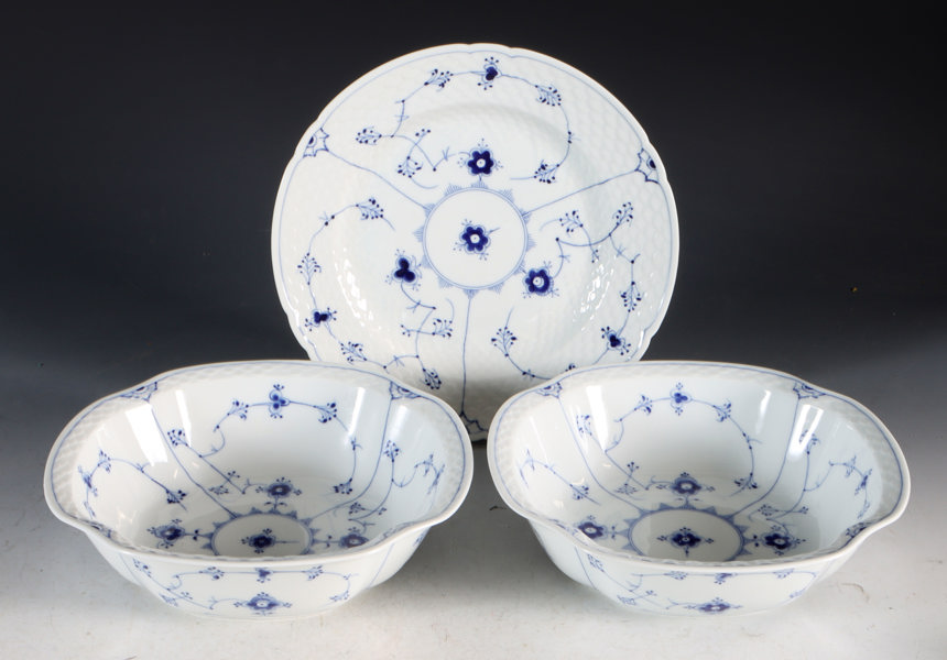 11 tall. og 2 boller, stråmønster. B&G.