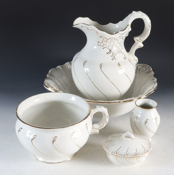 Vaskevannssett i fajanse, 5 deler. Egersund