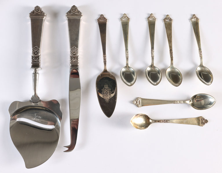 9 deler bestikk i sølv, Odel.