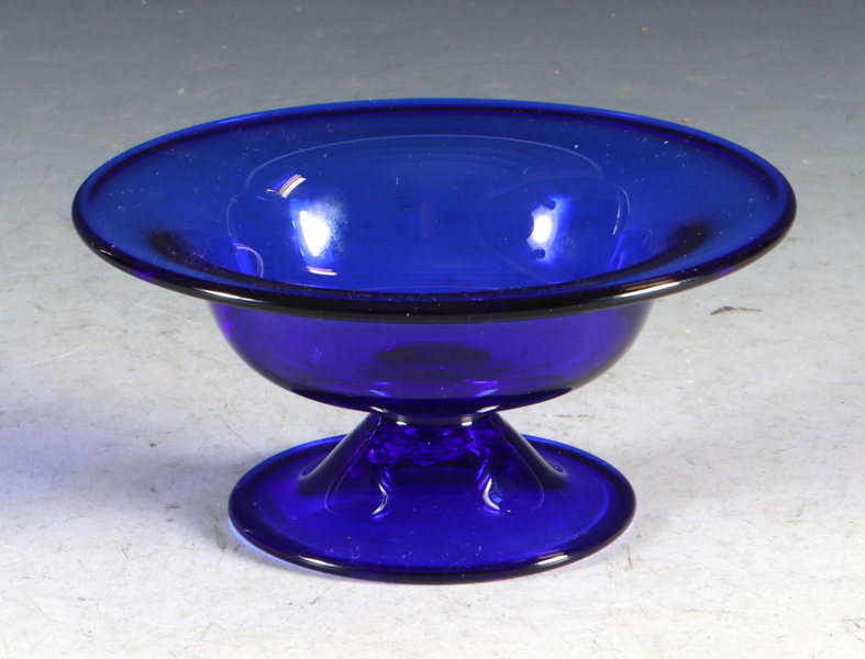 Sukkerskål i blått glass, 18/1900 t.