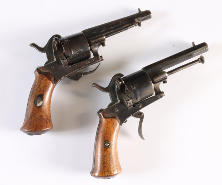 2 små pinfire revolvere. 1800 t.
