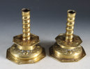 2 lysestaker i messing, 17/1800 t.