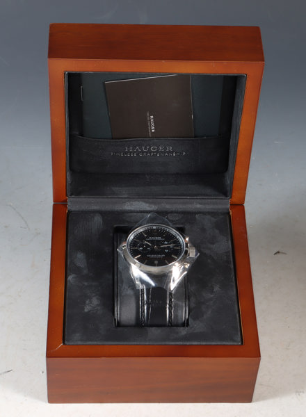 Herrearmbåndsur, Hauger.