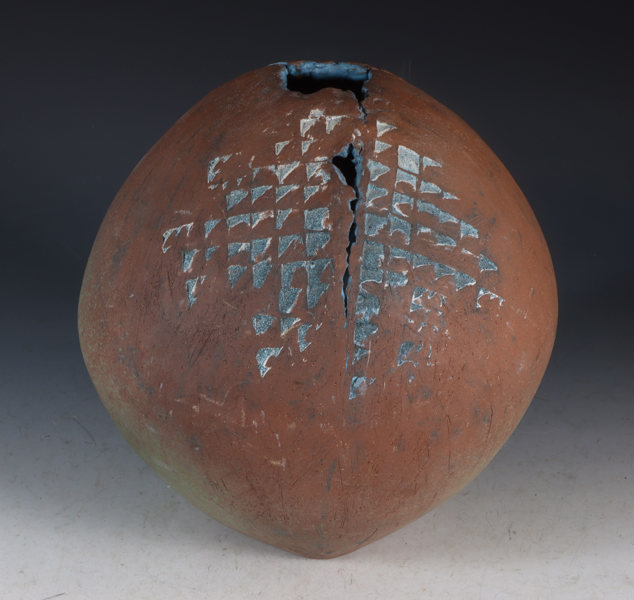 Vase i keramikk, Vegard F. Hansen.