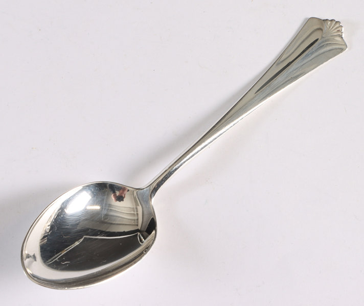 8 skjeer i sølv, Rådhus med vifte.