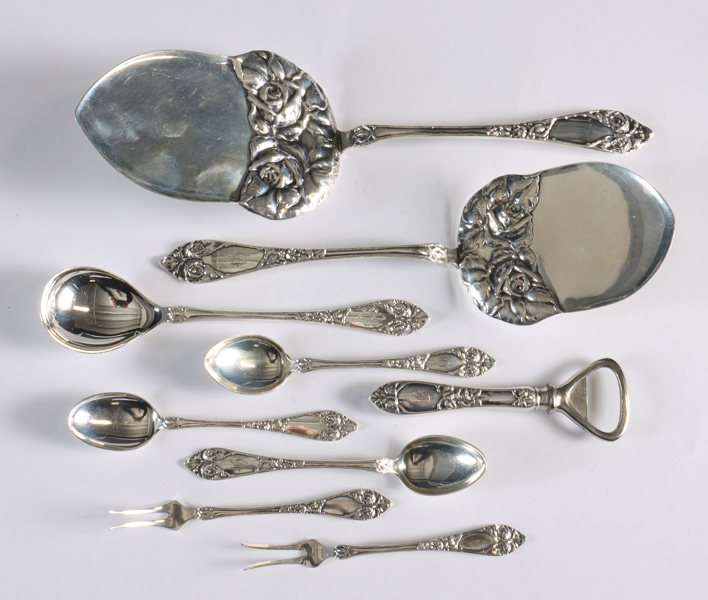 9 deler bestikk i sølv, Opphøyet Rose.