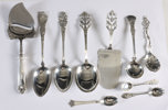 10 diverse deler bestikk i sølv.