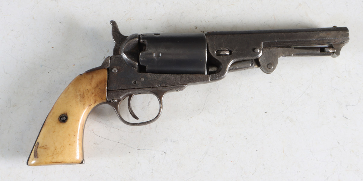 Revolver, 1800 t.