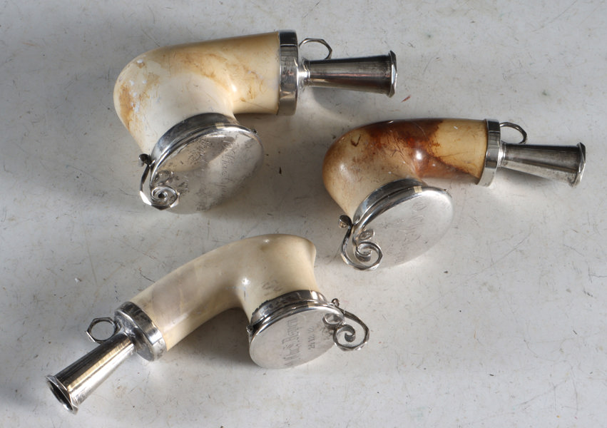 3 merskum pipehoder m/sølvbeslag.
