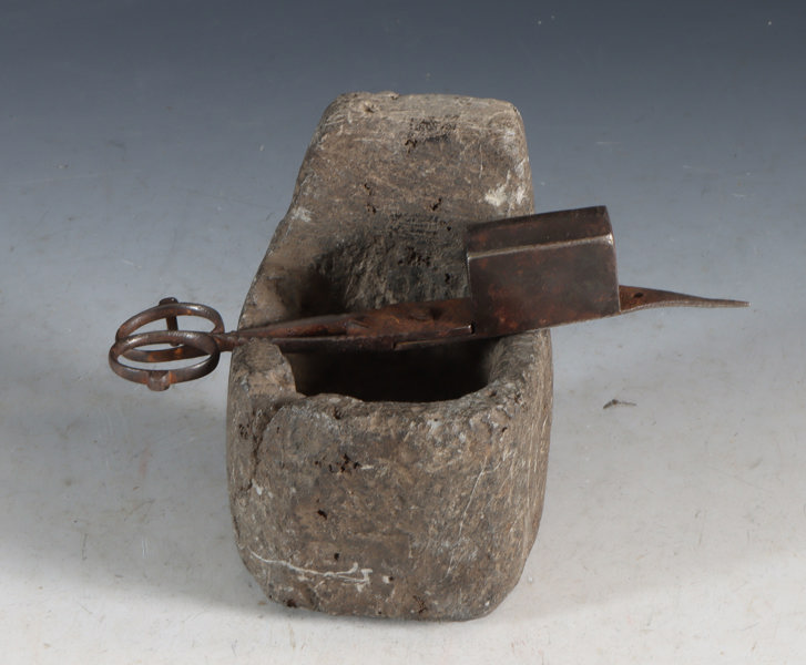 Klebersteins oljelampe? og lyssaks.