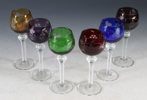 6 likørglass med farget klokke.