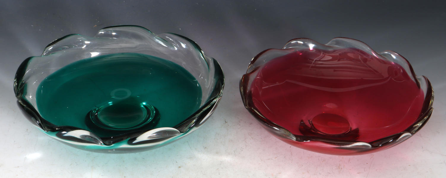 2 boller i glass, Magnor