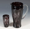 Mugge og 6 glass, rødt glass.