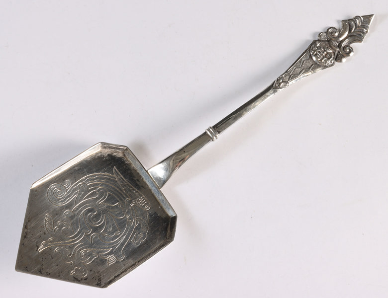 Paispade i sølv, H. Møller-Trondhjem.