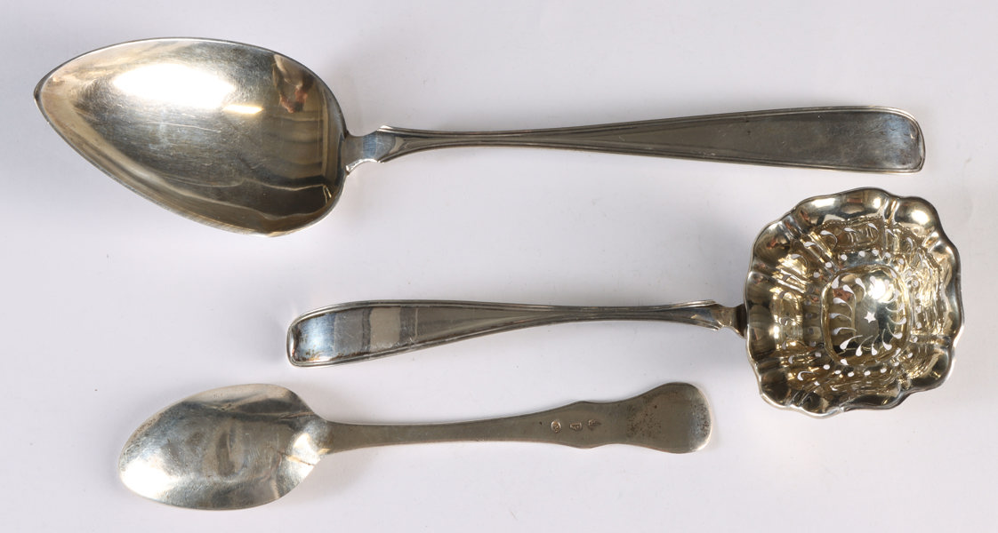 3 deler bestikk i sølv, 17/1800 t.