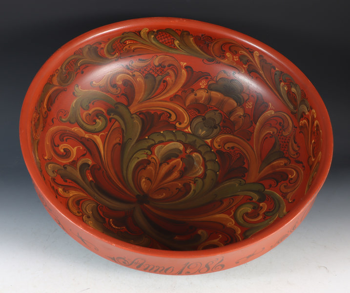 Stor rosemalt ølbolle, 1986.