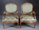 Et par armstoler, rokokkostil