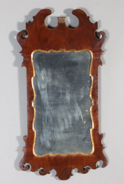 Speil i mahogni. 1700 t.