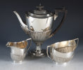 Kaffeservise i sølv, 3 deler. England 1898.