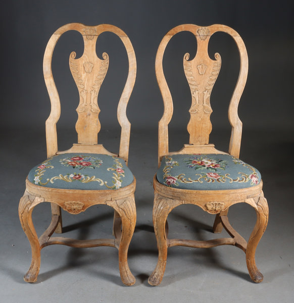 Et par trehvite stoler, 17/1800 t.