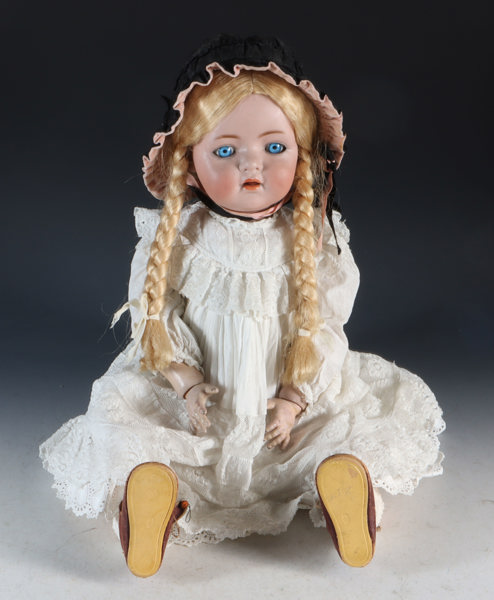 Dukke m/porselenshode, Simon & Halbig 