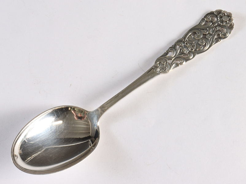 6 skjeer i sølv, Valdres.