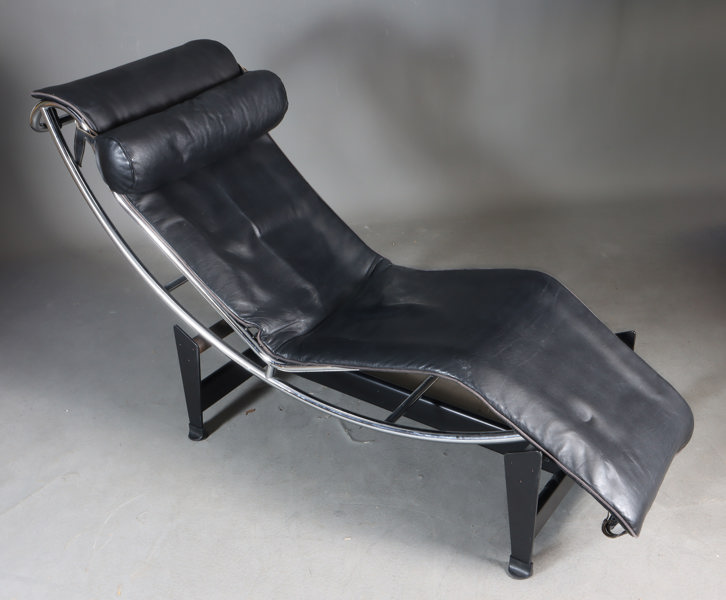 Cassina LC4 Chaise Lounge Chair