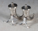 Salt og pepperdrysse i sølv, horn. 