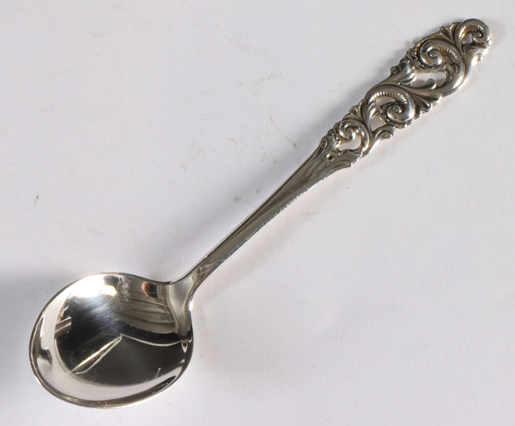 13 teskjeer, Telesølv.