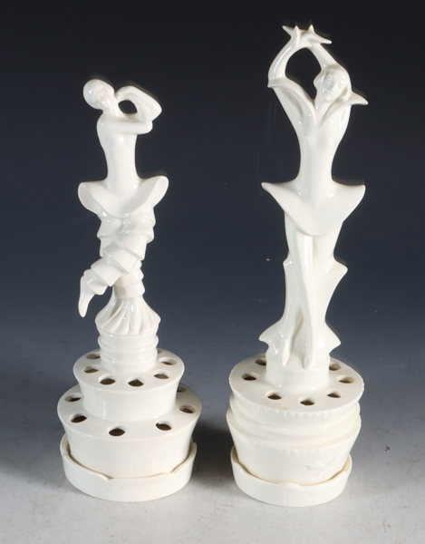 2 blomsterholdere i fajanse, tidlig 1900 t.