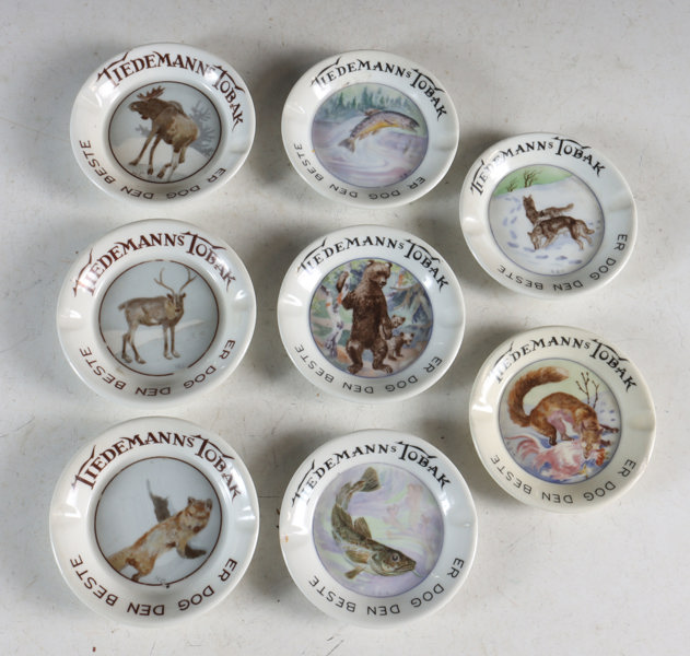 8 askebeger, Tiedemanns Tobak.