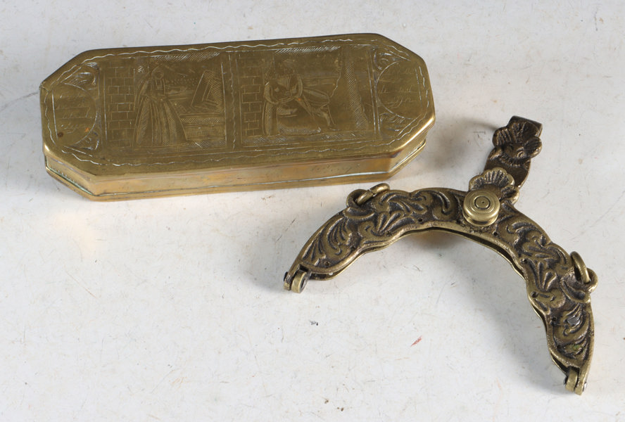 Snusboks og veskelås, messing.