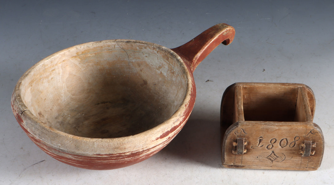 Øse og liten form, 1800 t.