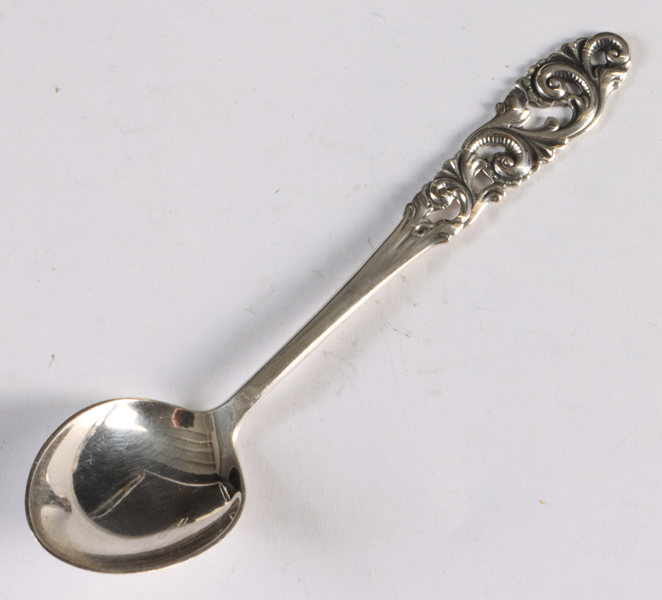 13 teskjeer, Telesølv.