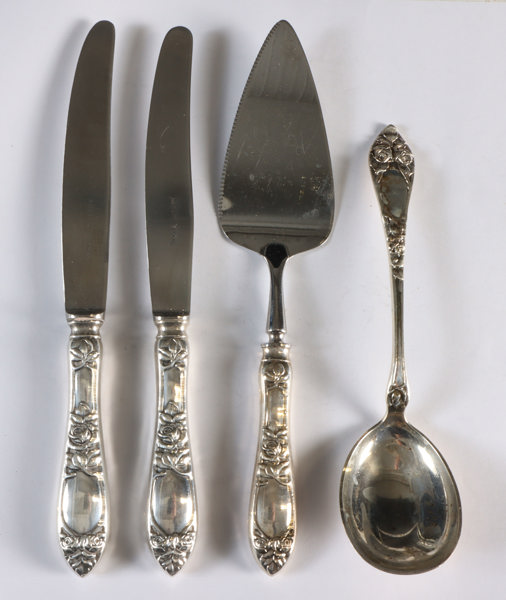 4 deler bestikk i sølv, Opphøyet rose.