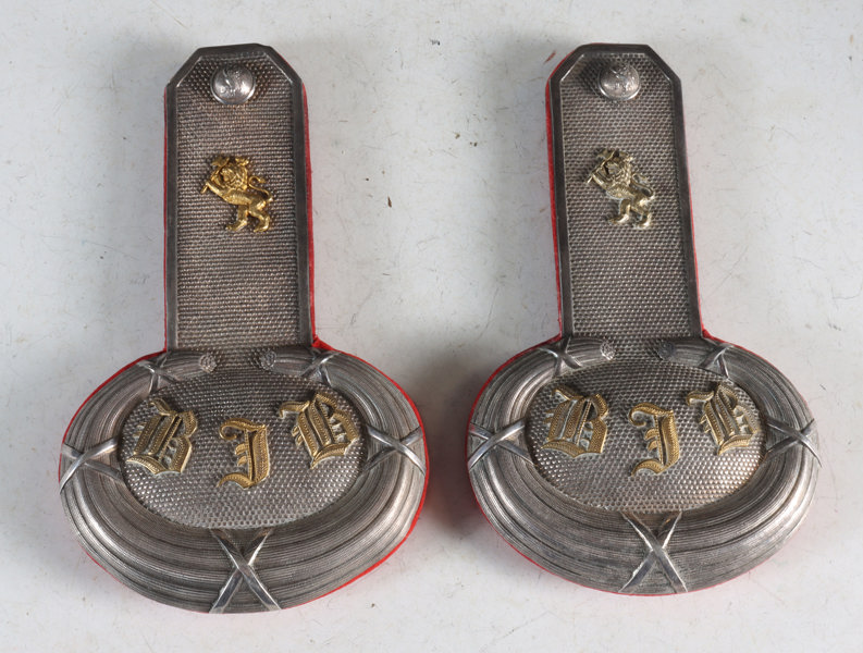 Et par epåletter, 1800 t.