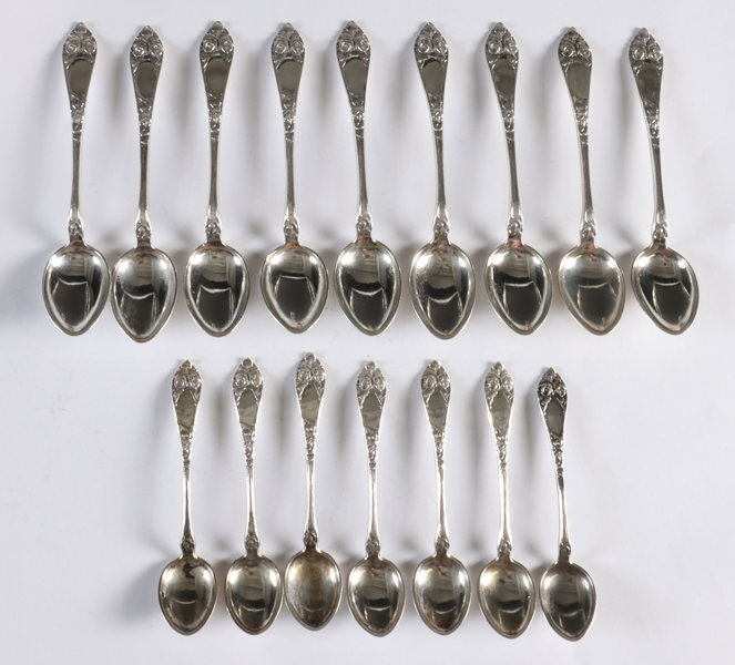 9+7 teskjeer i sølv, Opphøyet Rose.