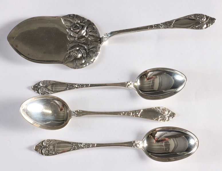 4 deler bestikk i sølv, Opphøyet Rose.