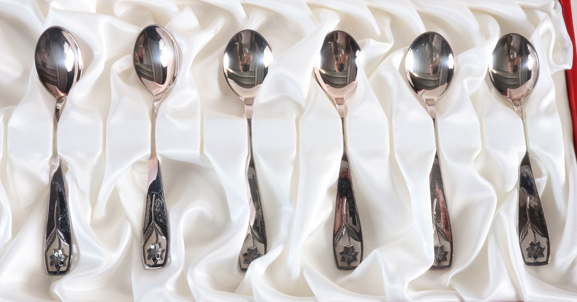 6 teskjeer i sølv, Sverige.