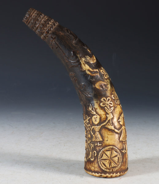 Utskåret krutthorn, 1600 tallet.